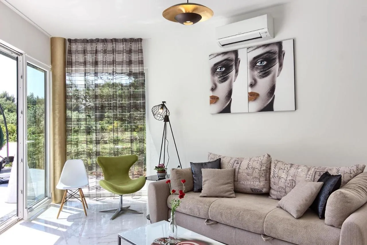 Amazing Villa Sandra With Pool Near The Beach, Extra Pool Heating Available - Wiibuk Medulin